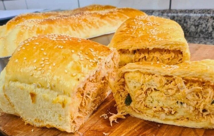 Pão Recheado com Frango