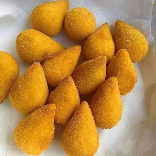 Coxinha de Mandioca com Carne Moída